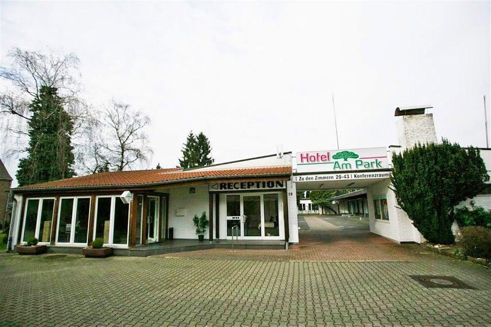 Hotel Am Park - Krefeld - Duesseldorf Willich Exterior photo
